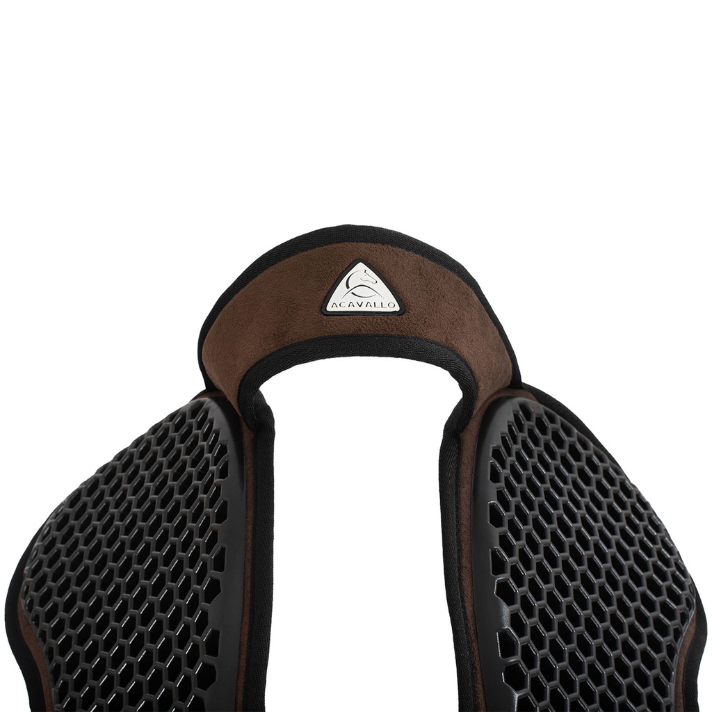 Protector Acavallo withers free hexagonal gel with micropile