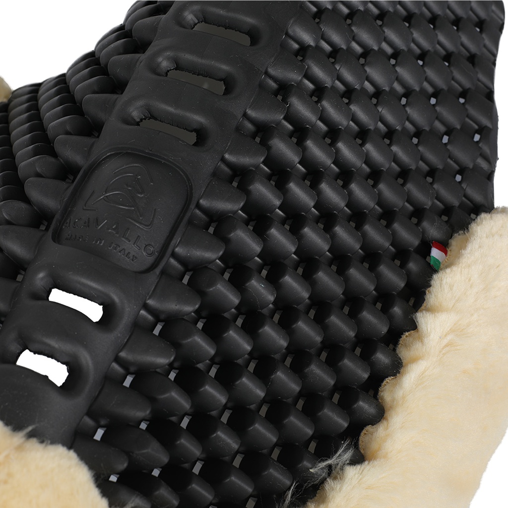 Protector Acavallo piuma air-release featherlight eva with double riser com pelo sintético