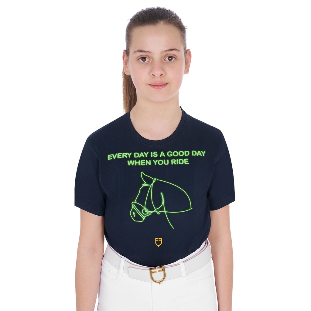 Camiseta infantil slim fit com estampa fluorescente