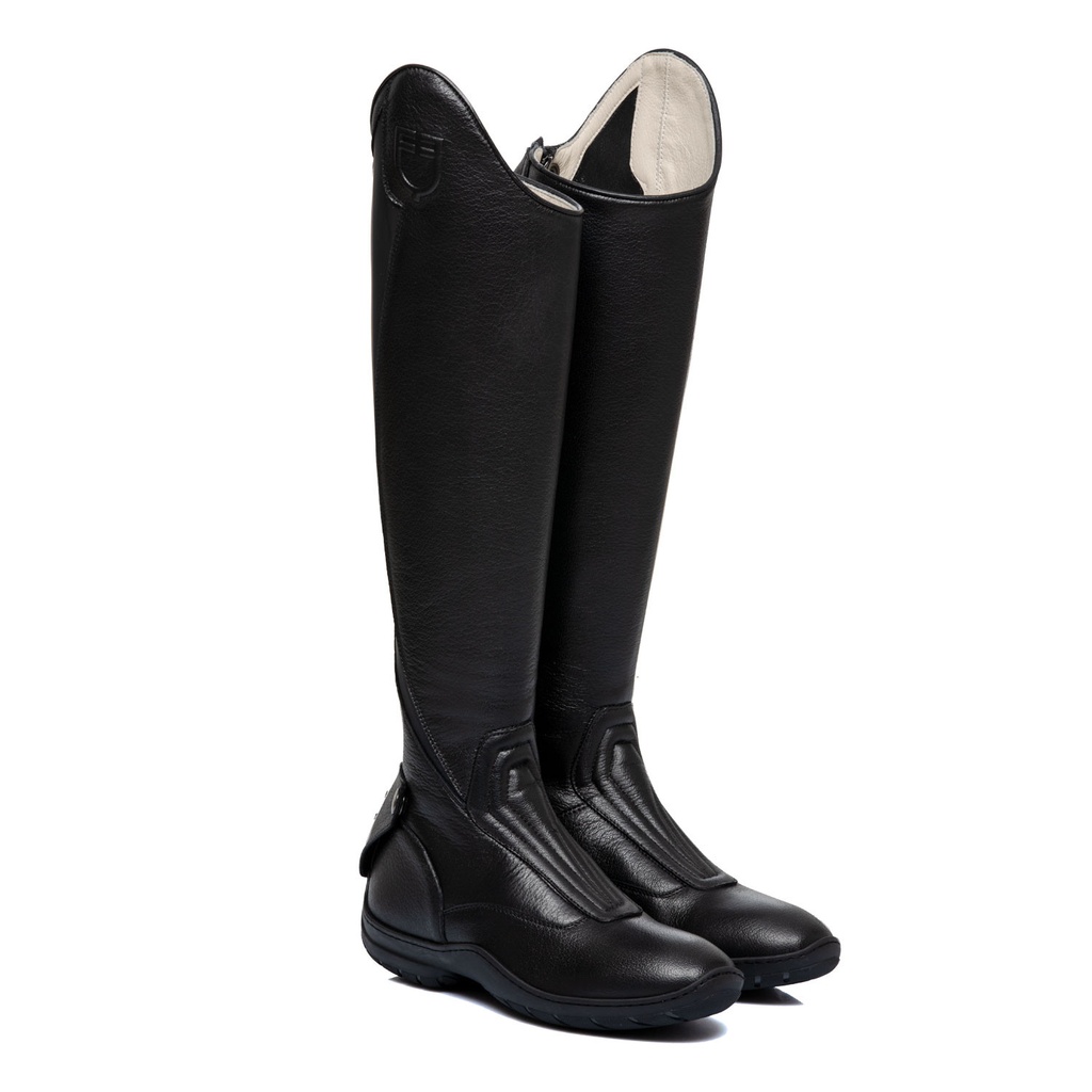 Botas unissex com sola esportiva