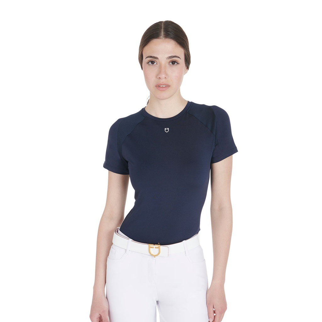 Camiseta técnica feminina slim fit para treino