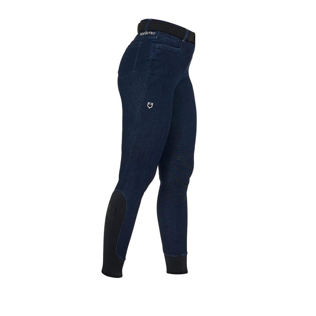 Calças femininas em tecido denim
