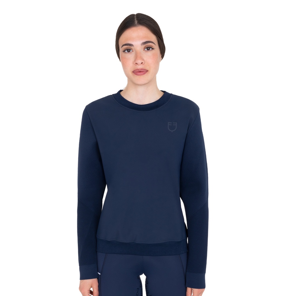 Moletom técnico feminino gola redonda com inserções de micro mesh